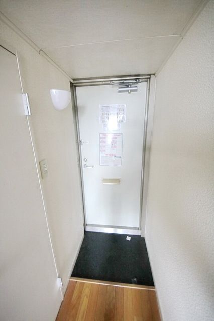 玄関　★見学希望等はタウンハウジング中央林間店までお気軽に♪★