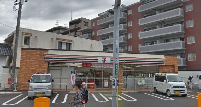 コンビニ　セブンイレブン南町田店（コンビニ）まで524m