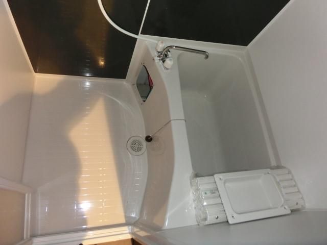 バス・シャワールーム　バスルーム