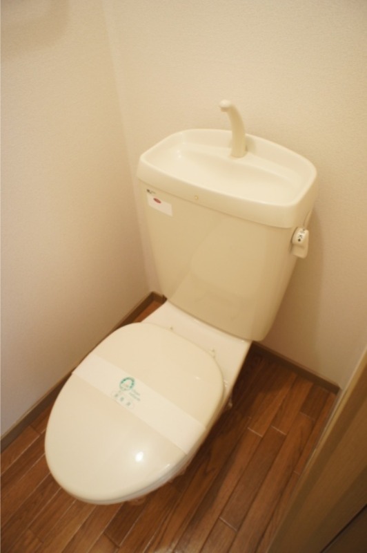 トイレ　図面と現状に相違がある場合には現状を優先