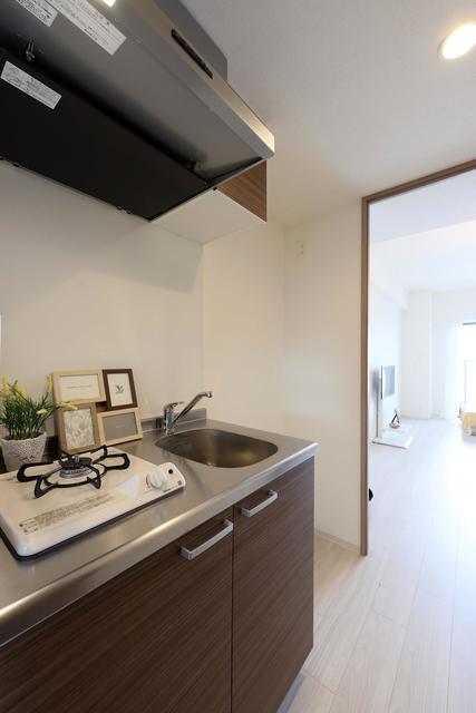 キッチン　※写真は同タイプ住戸です。