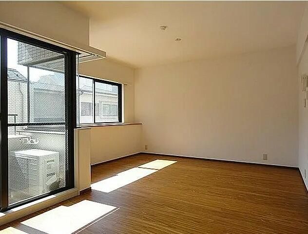 居室・リビング　※別住戸参考