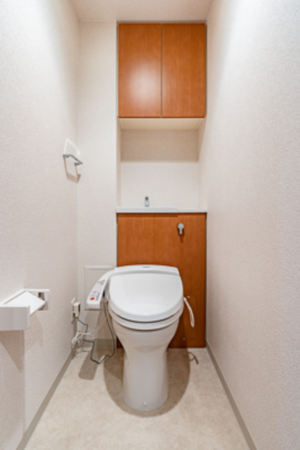 トイレ　※写真は同タイプ住戸です。