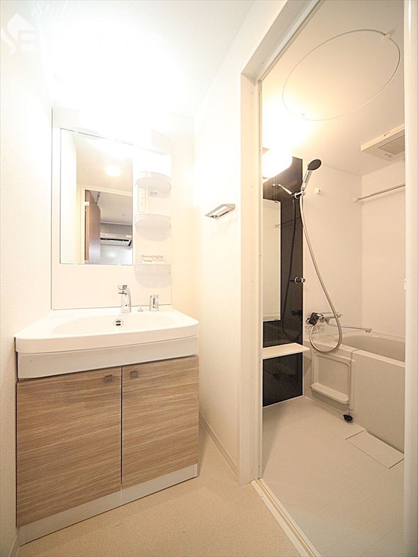 洗面設備　独立洗面台