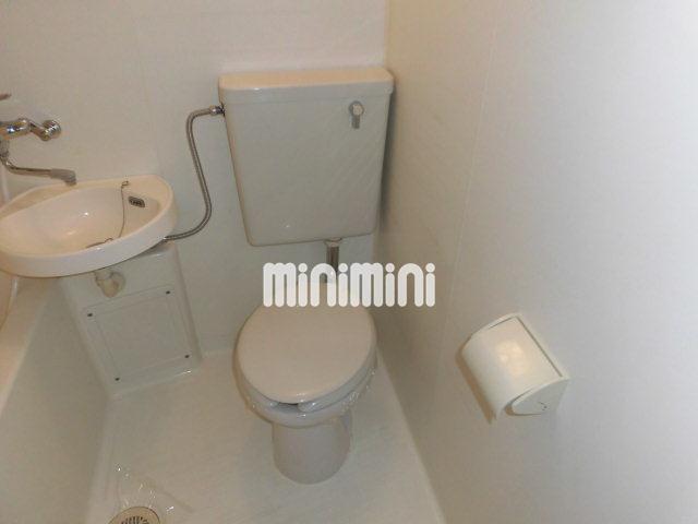 トイレ　清潔感のあるトイレです。