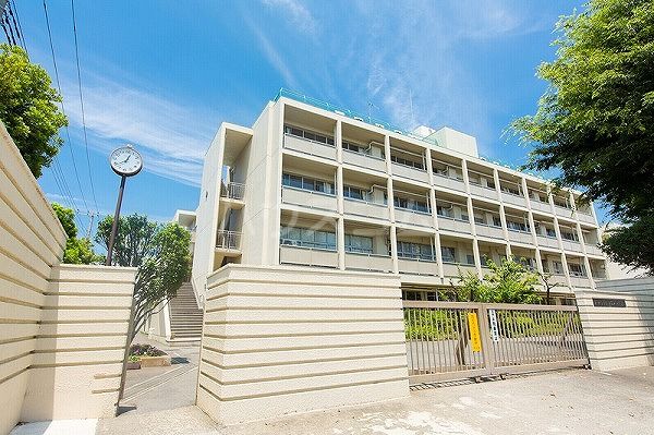 中学校　府中第九中学校（中学校）まで221m