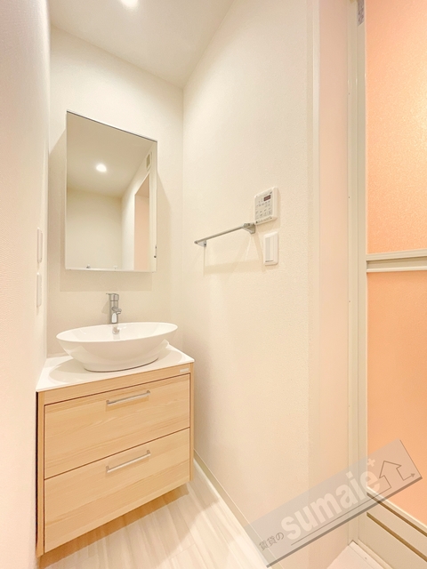 洗面設備　同仕様写真