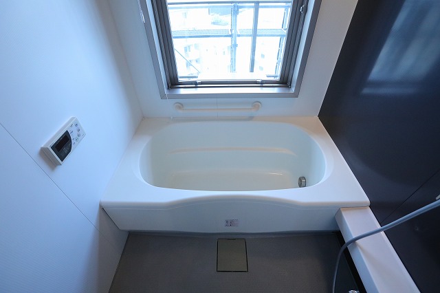 バス・シャワールーム　バス※別部屋参考写真