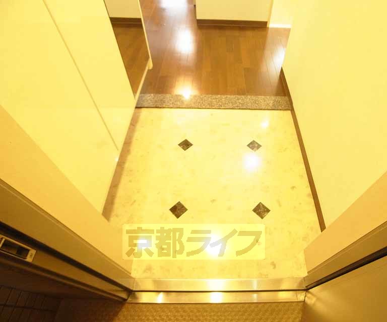 玄関　４０６号室写真です