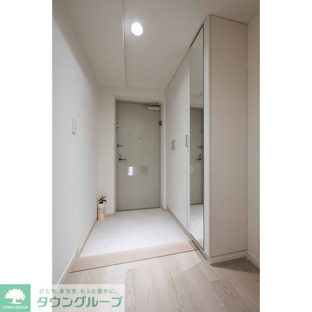 玄関　別部屋のイメージ写真です