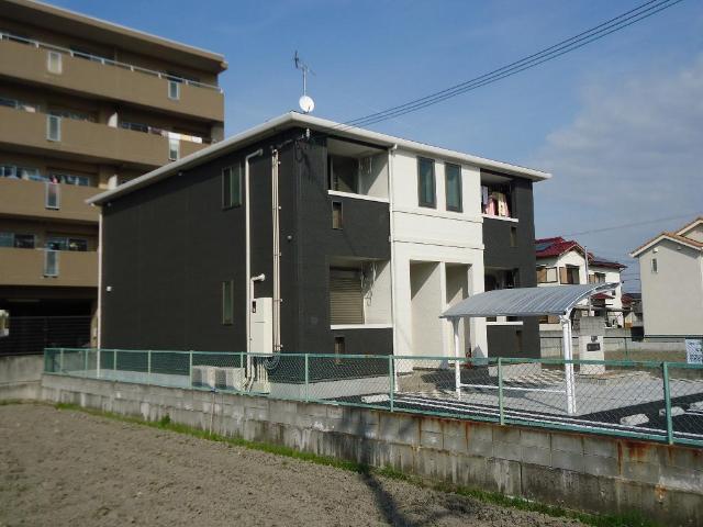 建物外観　外観写真（昼）