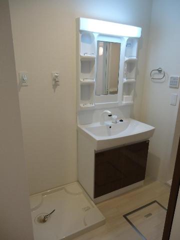 洗面設備　洗髪洗面化粧台