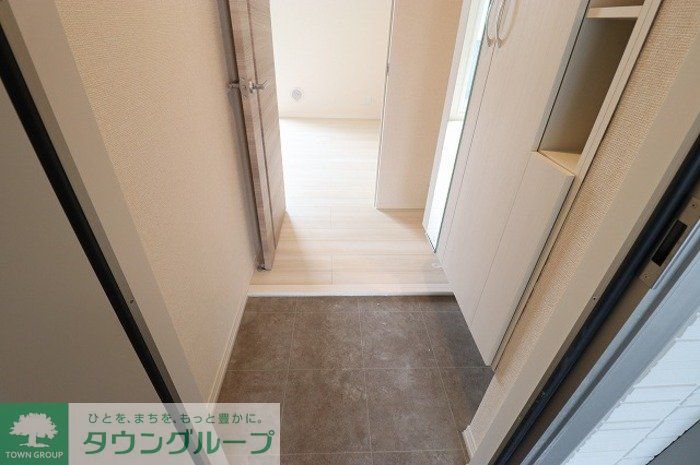 玄関　同施工会社イメージです