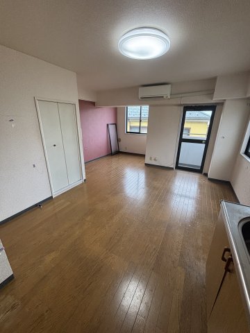 居室・リビング　別部屋写真