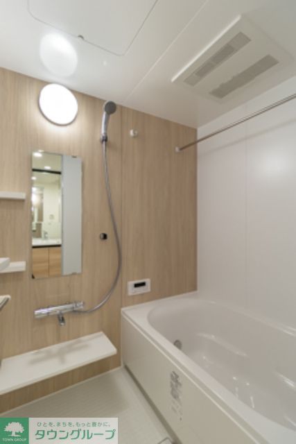 バス・シャワールーム　※写真は同タイプ住戸です。