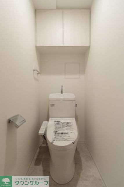 トイレ　※写真は同タイプ住戸です。