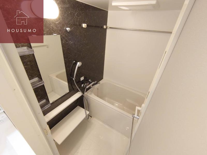 バス・シャワールーム　ゆったり過ごせるお風呂です