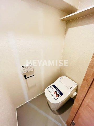 トイレ　※類似のお部屋写真となります。現況を優先します※