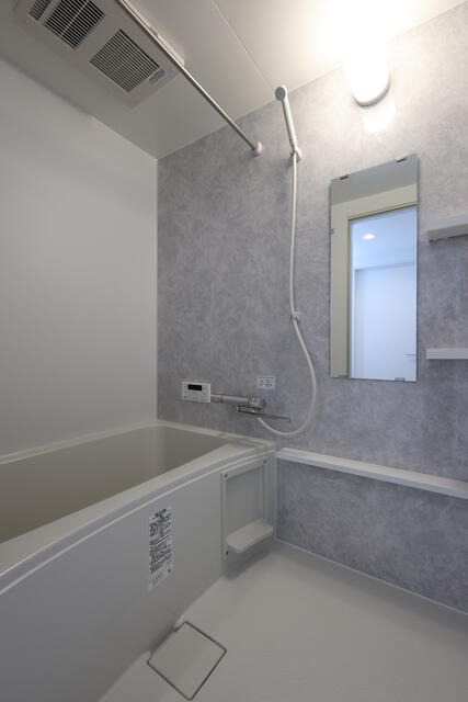 バス・シャワールーム　1日の疲れを癒してください