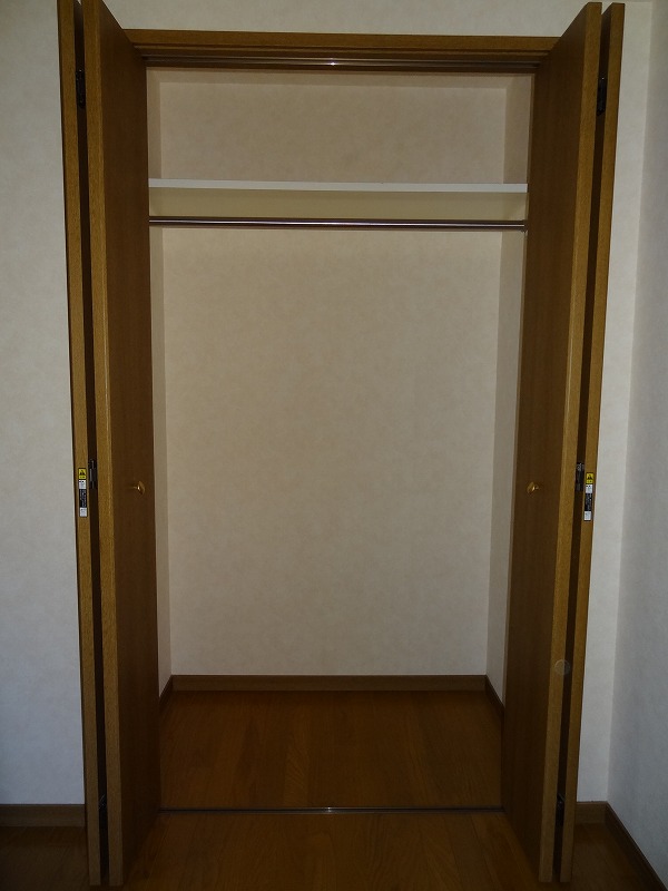 収納　同タイプ反転画像（参考）