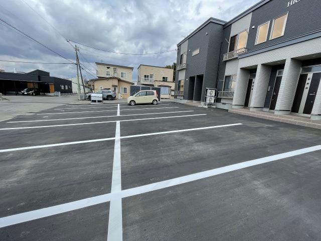 駐車場　駐車場