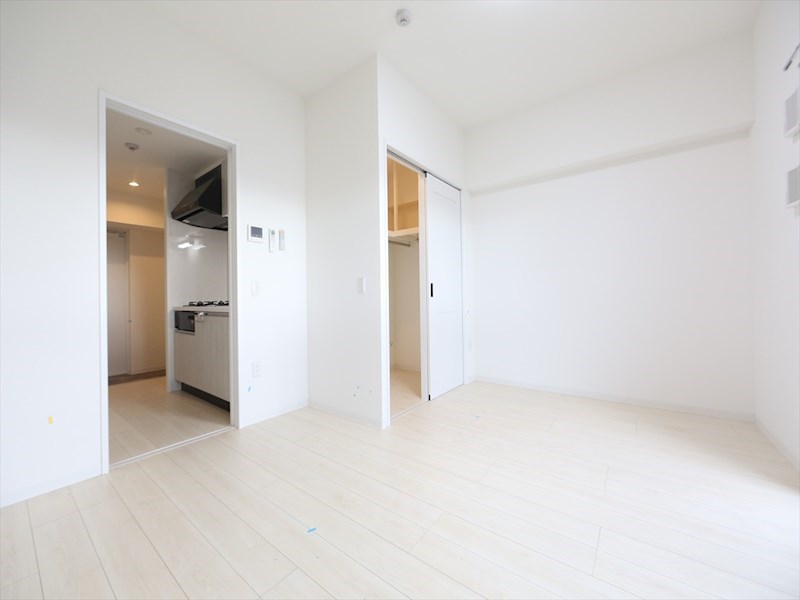 居室・リビング　洋室8帖　ウォークインクローゼット付（収納充実してます）