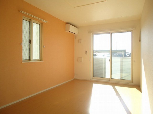 居室・リビング　当社、チルホームのHPもご覧ください(^^)/物件情報多数♪