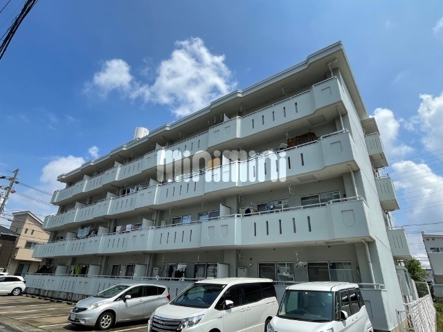 建物外観　重厚感溢れる外観