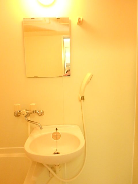 洗面設備　他部屋写真です。