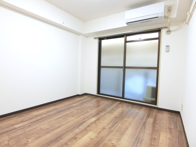 居室・リビング　詳細は、RISUMO江坂本店→06-6155-7137まで♪