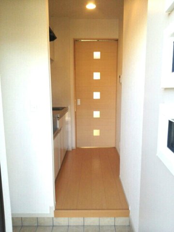 玄関　収納もある玄関です