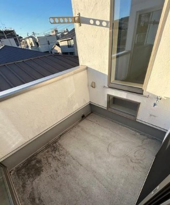 バルコニー　バルコニーがあります