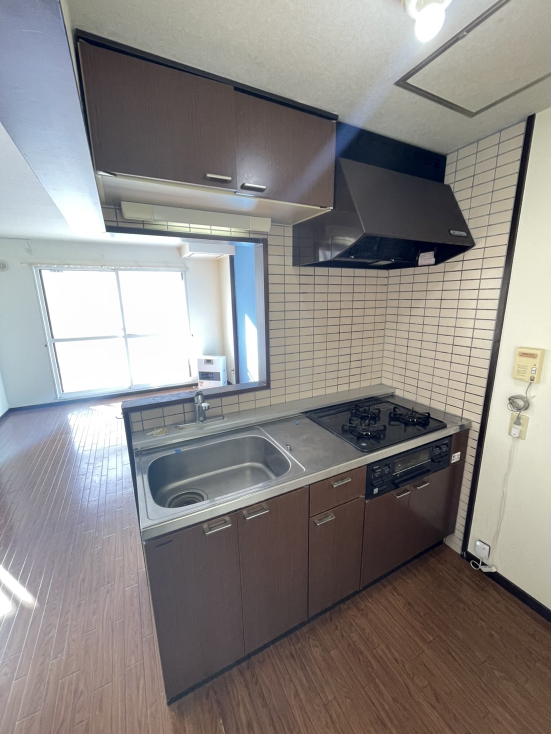 キッチン　※反転タイプのお部屋です