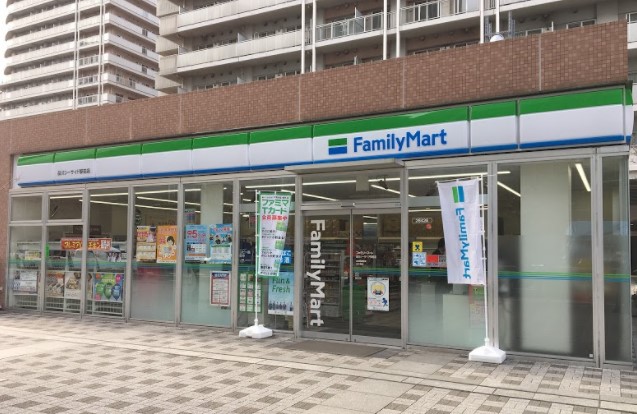 コンビニ　ファミリーマート 品川シーサイド駅前店（コンビニ）まで710m