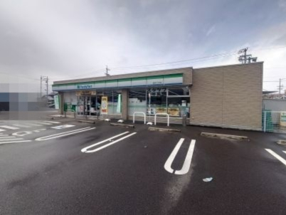 コンビニ　ファミリーマート　城東通店（コンビニ）まで318m