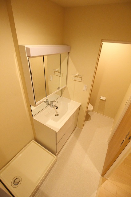 洗面設備　別のお部屋の写真です