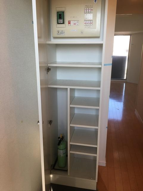 玄関　シューズボックス
