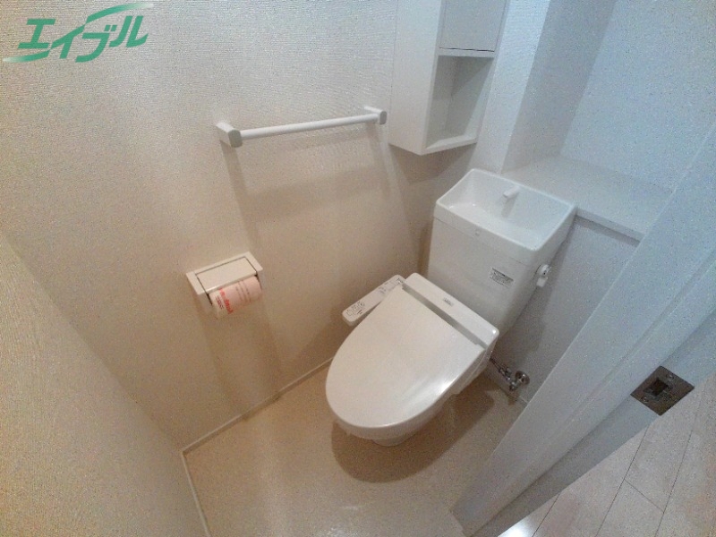トイレ　同型部屋写真