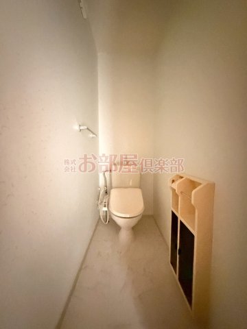 トイレ　落ち着いたトイレです