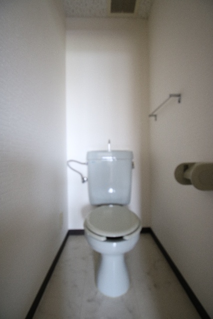 トイレ　別室の参考写真です。※現況優先