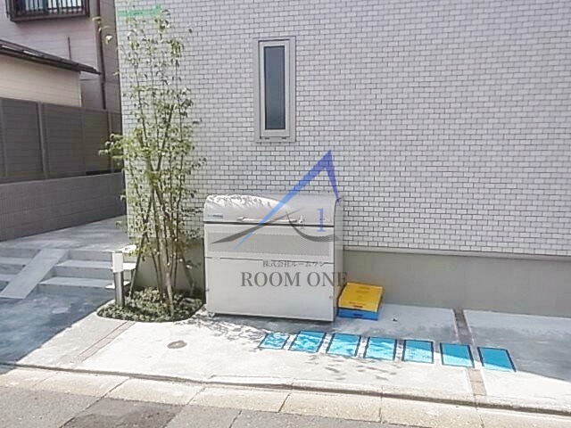 その他共有部分　敷地内ごみ置き場です。