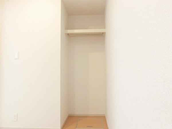 収納　ハンガーパイプ！