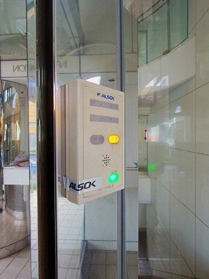 セキュリティ　ALSOK対応のオートロック完備