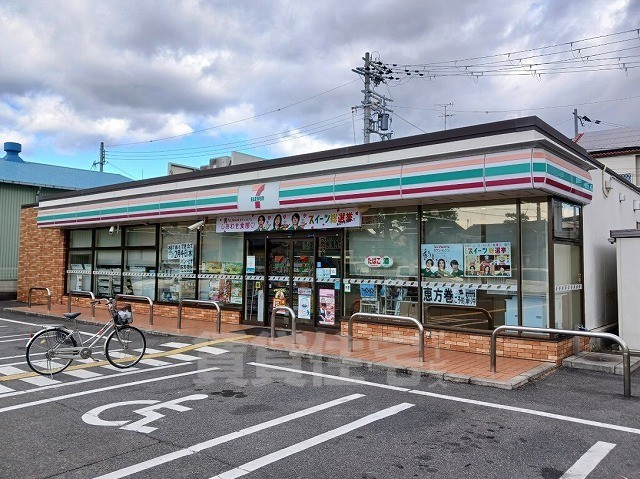 コンビニ　セブンイレブン　東大阪川田1丁目店（コンビニ）まで491m