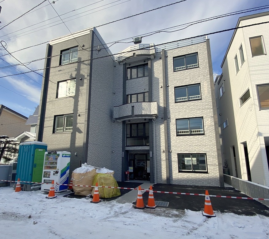建物外観　☆地下鉄東西線南郷13丁目駅まで徒歩4分！