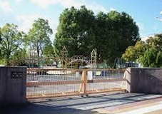 小学校　名古屋市立小幡小学校（小学校）まで1090m
