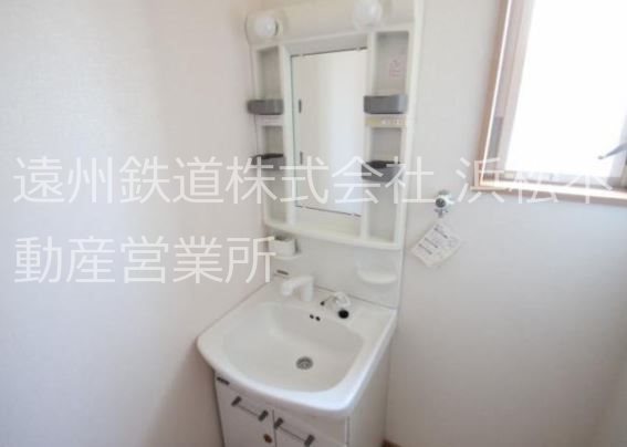 洗面設備　＊他室の写真です。
