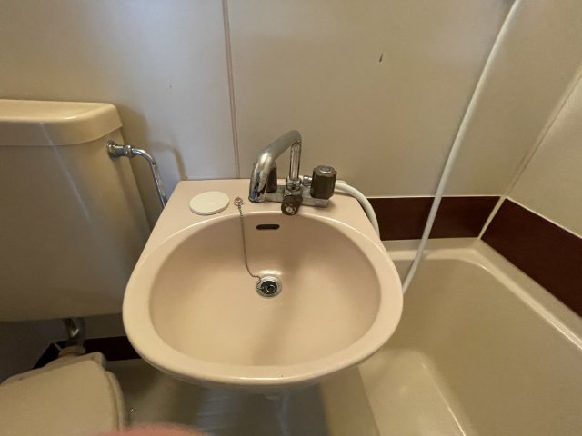洗面設備　イメージとして同建物他部屋を表示しています