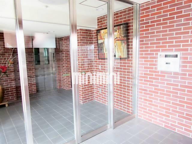 エントランス　オートロック完備。