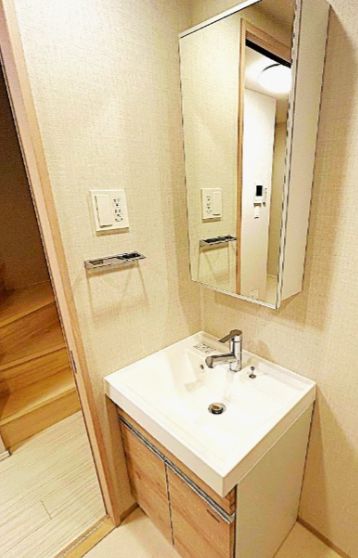 洗面設備　忙しい朝には欠かせない洗面所です